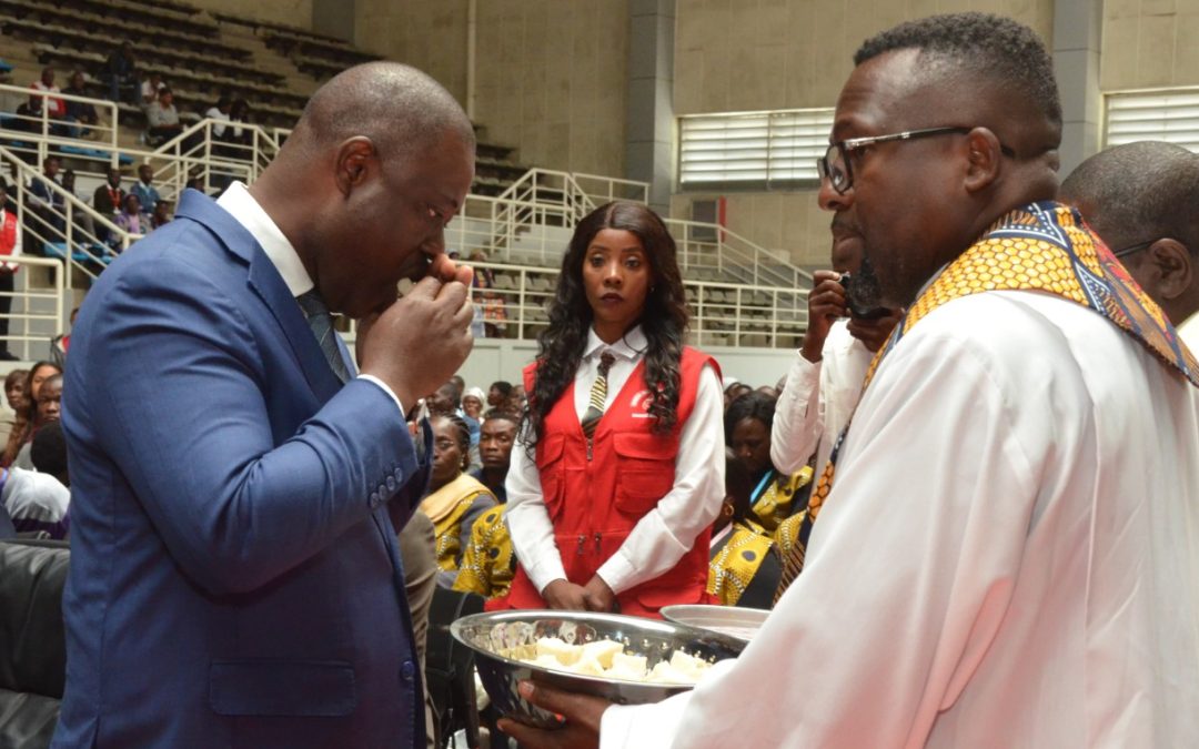 Bispo Gaspar Domingos recebido pelo Governador do Huambo